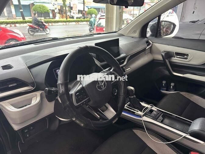 Toyota Veloz Cross 2022 CVT Top - 62000 km