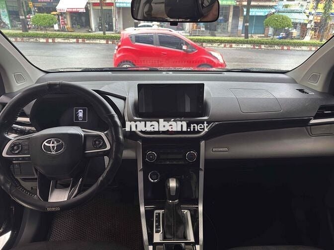 Toyota Veloz Cross 2022 CVT Top - 62000 km