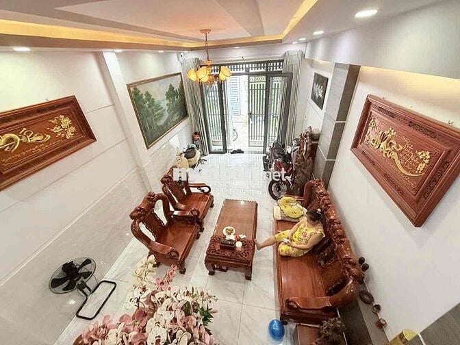 NHÀ CHÍNH CHỦ XÂY Ở NAY BÁN ĐI MỸ GIÁ TỐT NHÀ ĐẸP VÀO Ở NGAY