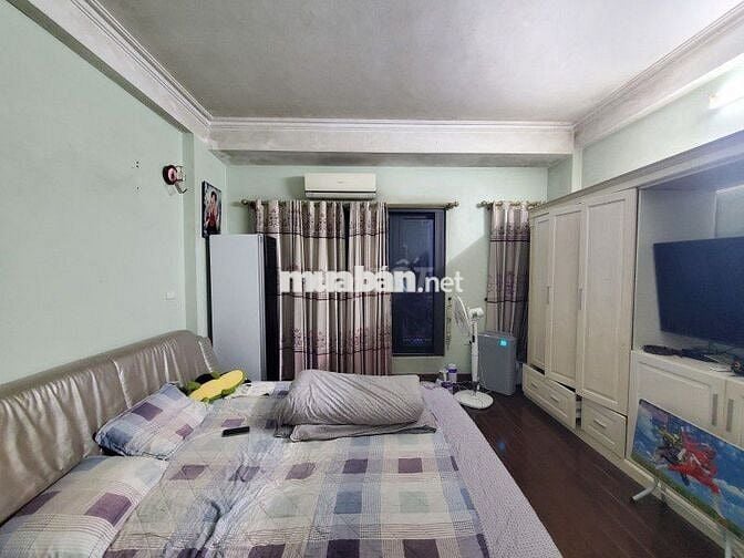 Bán nhà 4 tầng phố Quang Tiến, ô tô, lô góc, 33m2 5.2 tỷ