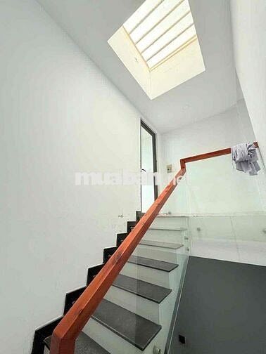 NHÀ CHÍNH CHỦ XÂY Ở NAY BÁN ĐI MỸ GIÁ TỐT NHÀ ĐẸP VÀO Ở NGAY