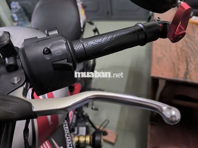Benelli 302s