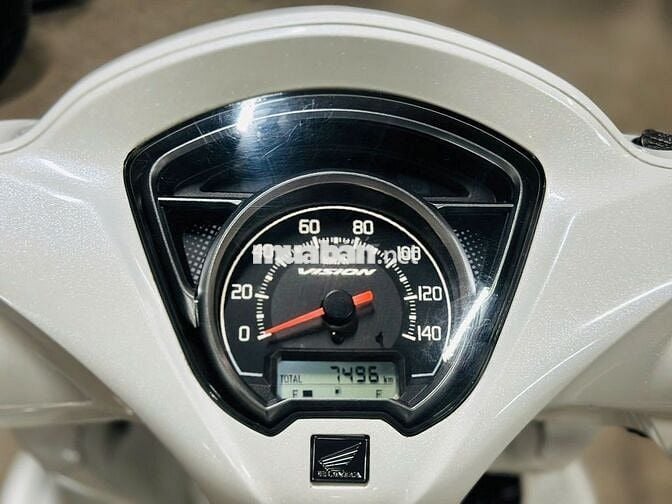 XE MÁYTHANH TÙNG_VISION 110 TRẮNG ĐỘ BIỂN 29