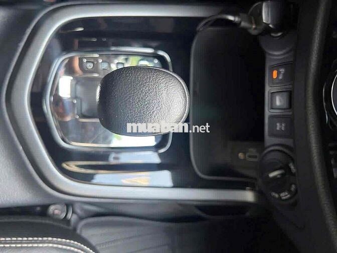 Nissan Navara Pro4X sx 2022 màu đen siêu đẹp
