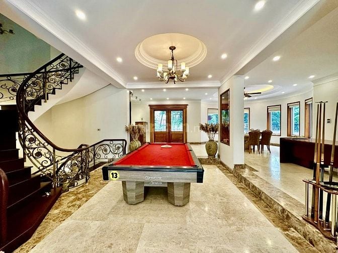 CHO THUÊ VILLA ĐẸP 2 MẶT TIỀN  THOÁNG MÁT  HIỆN ĐẠI  FULL NỘI THẤT CAO