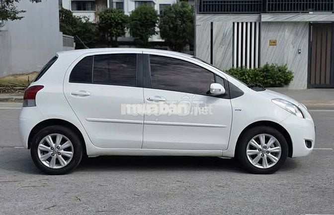 Toyota Yaris 2013