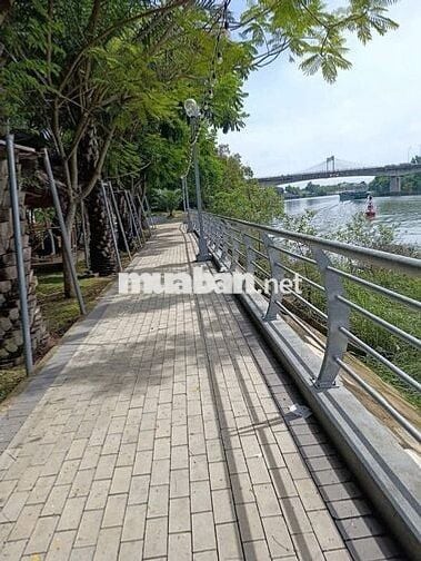 Cho thuê nhà phố ven sông tại Khu Biconsi Riverside, Phường Tân Uyên
