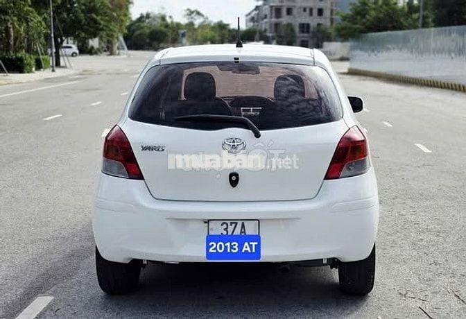 Toyota Yaris 2013