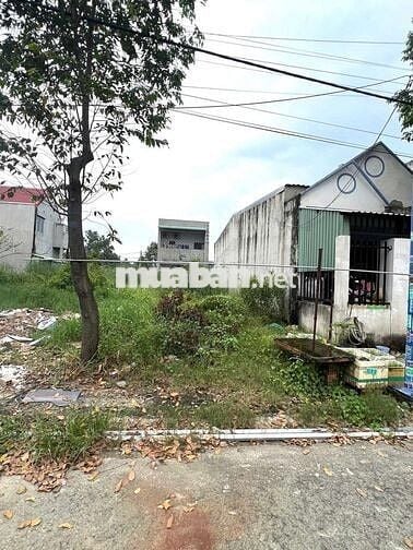 Chủ nợ ngân hàng bán lô đất mặt tiền .100m fun thổ cư ...