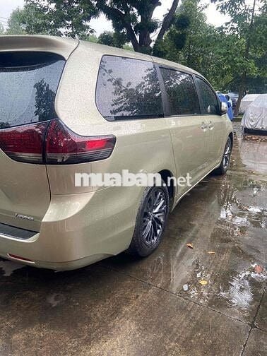 Toyota Sienna 2010 - 125000 km chính chủ nhập Mỹ