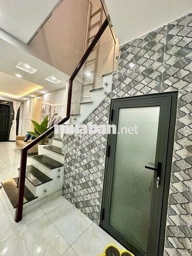 MẶT TIỀN KINH DOANH, 2 TẦNG, 36 M2, HẺM XE TẢI THÔNG 8M, 4,2 TỶ CÒN TL