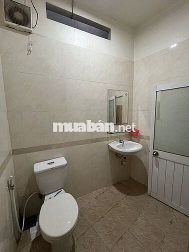 Cho nữ thuê tầng 2, gần ĐH Văn Lang, gồm phòng ngủ, bếp, ban công