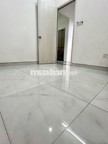 Cho nữ thuê tầng 2, gần ĐH Văn Lang, gồm phòng ngủ, bếp, ban công