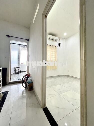 Cho nữ thuê tầng 2, gần ĐH Văn Lang, gồm phòng ngủ, bếp, ban công