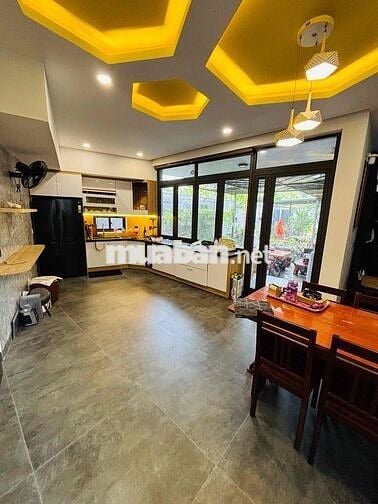 CHO THUÊ BIỆT THỰ SÂN VƯỜN 250M2 KHU VÕ VĂN KIỆT