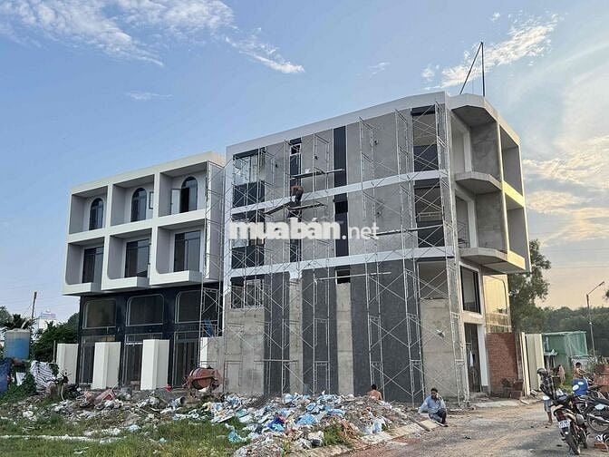 Bán Nhà 5 Tầng Ngay Chợ Đầu Mối Thủ Đức, Sổ Riêng Giá nhỉnh 4Tỷ ...xem
