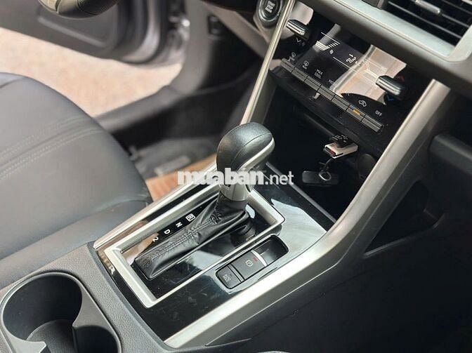 Mitsubishi Xpander 2022 AT Premium - 9.000km cọp