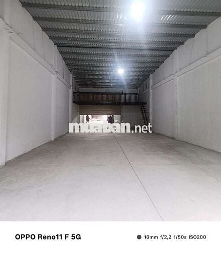 Kho thuê đẹp mới 8×40 gác Lửng. Mặt Tiền Đường 21 ấp 5 xã Vĩnh Lộc b