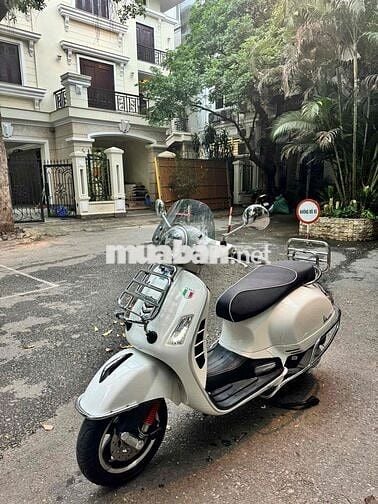 Chính chủ bán vespa gts 125 2017