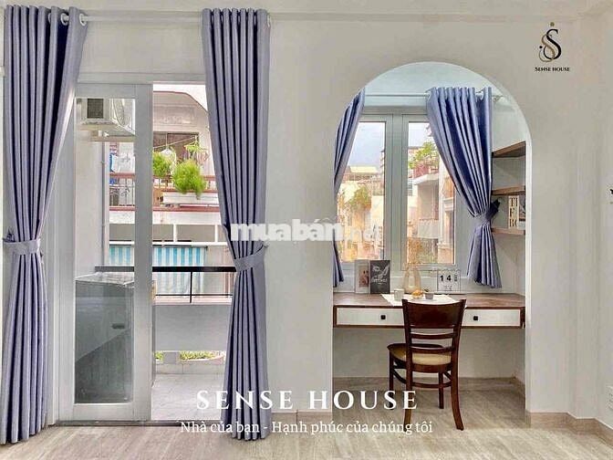 Căn hộ ban công 40m2 ngay Ngã Tư Hàng Xanh - Nguyễn Gia Trí giáp Q1