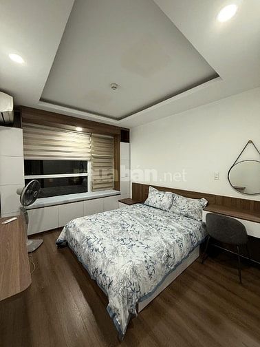 Cho thuê căn hộ Sky Center.DT: 80m² 2PN 2WC full nt.Giá: 17tr/th.