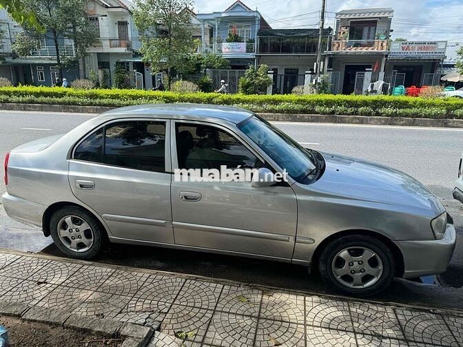 Hyundai Verna 2009 1.4 MT - 1 km