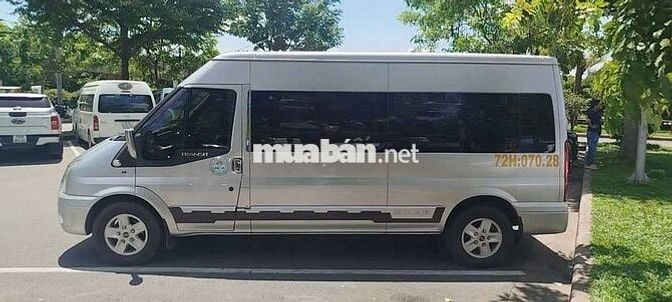 2018 9 Chỗ 2.4 Diesel  - 200000 km