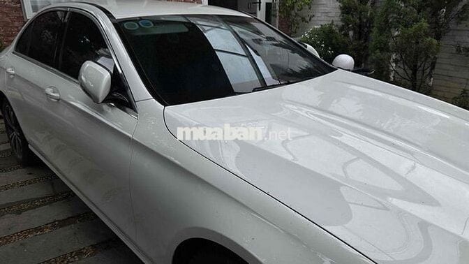 Mercedes Benz E Class 2021 E180 - 31000 km