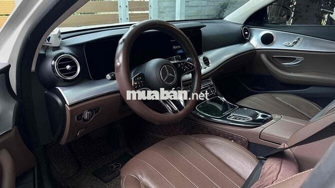 Mercedes Benz E Class 2021 E180 - 31000 km