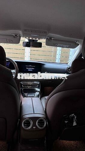 Mercedes Benz E Class 2021 E180 - 31000 km