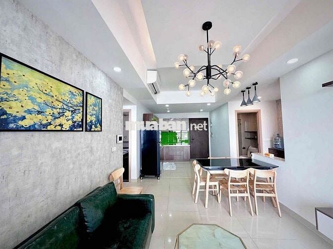 Căn góc tầng cao thoáng 2PN.2WC view sân bay Botanica Premier