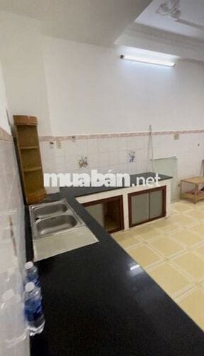 CHO THUÊ NHÀ MẶT TIỀN NGUYÊN CĂN GẦN E TWON CỘNG HÒA - NHÀ GA T3