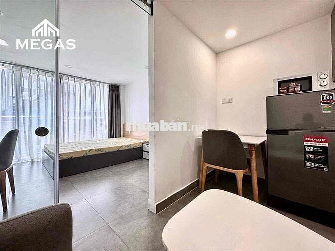 CHO THUÊ CĂN HỘ FULL NỘI THẤT TÁCH BẾP GIÁ RẺ GẦN CHỢ BẾN THÀNH Q1