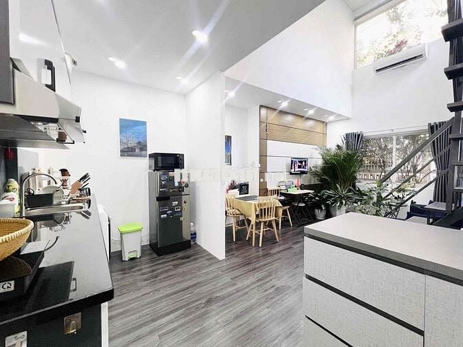 ❤️DUPLEX RỘNG 80M2 THOÁNG MÁT - THANG MÁY - HẺM OTO NGAY TÂN ĐỊNH Q1
