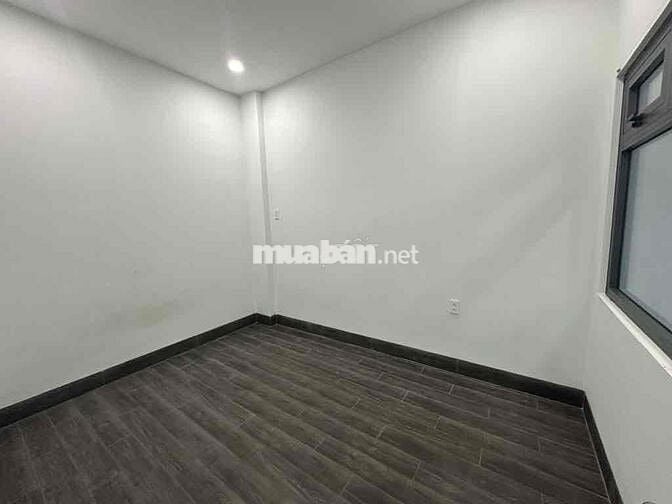NHÀ NGAY CÔNG VIÊN LÀNG HOA NGUYỄN VĂN KHỐI  (4,5 X 17) 67M2 SHR 5,2 T