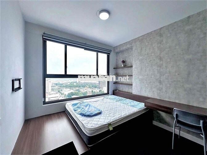 Căn góc tầng cao thoáng 2PN.2WC view sân bay Botanica Premier