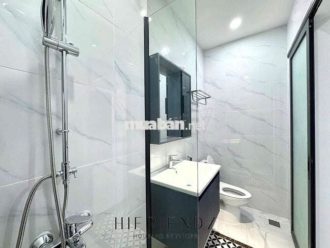 CHO THUÊ CĂN HỘ BAN CÔNG TONE TRẮNG SANG NGAY ĐINH TIÊN HOÀNG GIÁ RẺ