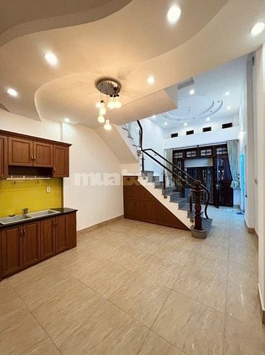 Bán nhà phố 3 tầng , hẻm ô tô đường Nguyễn Duy Trinh rẽ vào 
