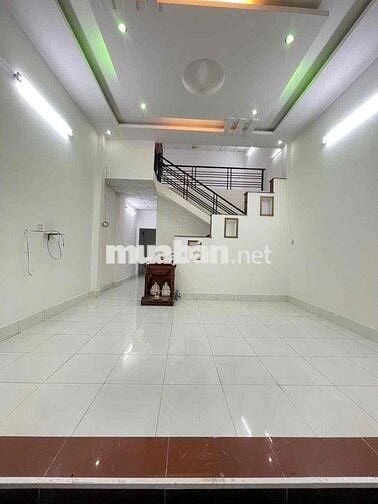 Nhà trệt lửng 5x20m KDC Bình Nhựt