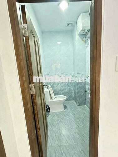 Cho thuê nguyên tầng 2pn 1 pk 1wc