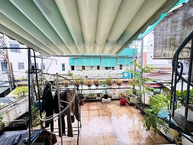 CĂN 1PN BAN CÔNG SIÊU RỘNG ĐỐI DIỆN LANDMARK 81 (ngay Metro Tân Cảng)