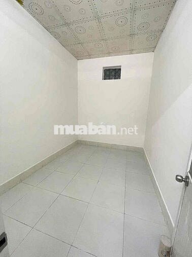 Nhà trệt lửng 5x20m KDC Bình Nhựt