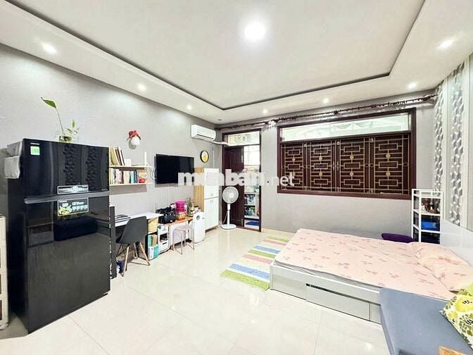 CĂN 1PN BAN CÔNG SIÊU RỘNG ĐỐI DIỆN LANDMARK 81 (ngay Metro Tân Cảng)
