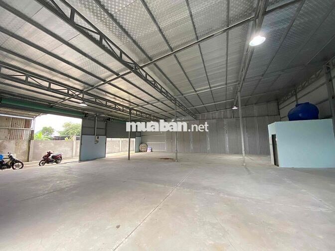 cho thuê kho xưởng 400m2 bà điểm