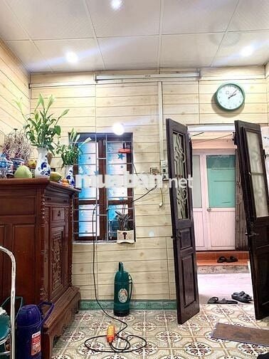Bán Nhà Mai Hắc Đế 19M x 2 Tầng, Giá 3,1 Tỷ. 20m ra phố, dân xây