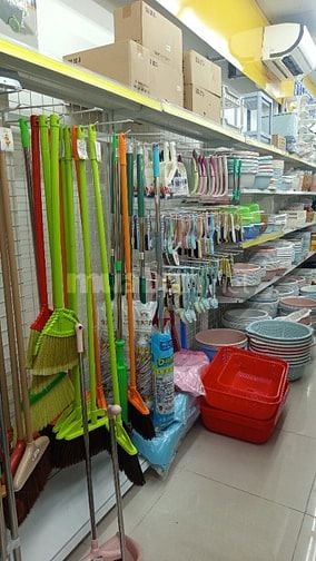 Cần Tuyển 2 Nhân Viên Bán Hàng Và 2 Nhân Viên Kho Đi Làm Ngay