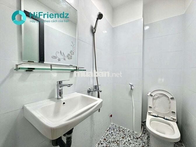 STUDIO BAN CÔNG CỬA SỔ - FULL NỘI THẤT - MÁY GIẶT RIÊNG SÁT CẦU CHỮ Y