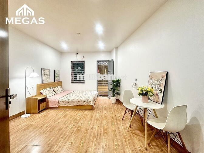 CHO THUÊ CĂN HỘ FULL NỘI THẤT CỬA SỔ NGAY TẠI BẾN XEM MỸ ĐÌNH