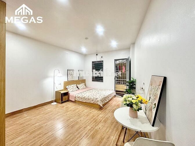 CHO THUÊ CĂN HỘ FULL NỘI THẤT CỬA SỔ NGAY TẠI BẾN XEM MỸ ĐÌNH