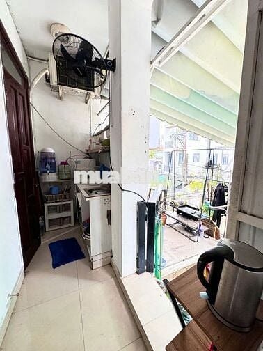 CĂN 1PN BAN CÔNG SIÊU RỘNG ĐỐI DIỆN LANDMARK 81 (ngay Metro Tân Cảng)